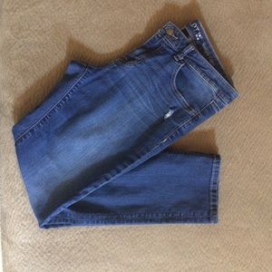 Straight Capri jeans